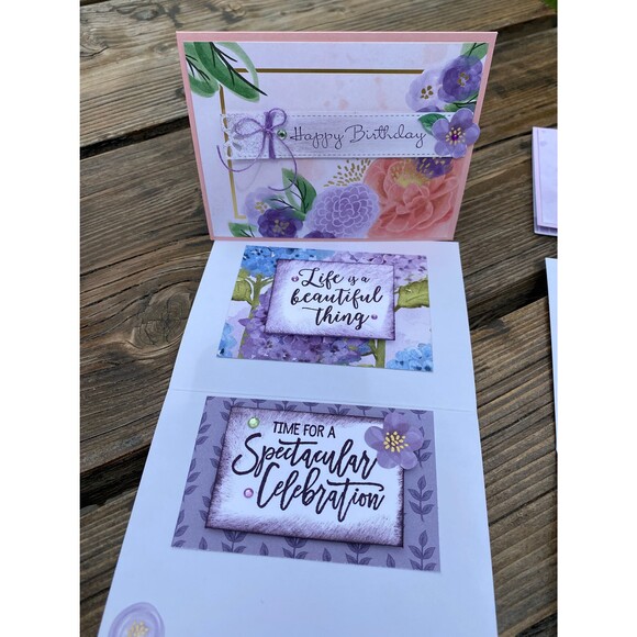 4 Card Set / Beautiful flowers with matching Purple Envelopes - Picture 3 of 8